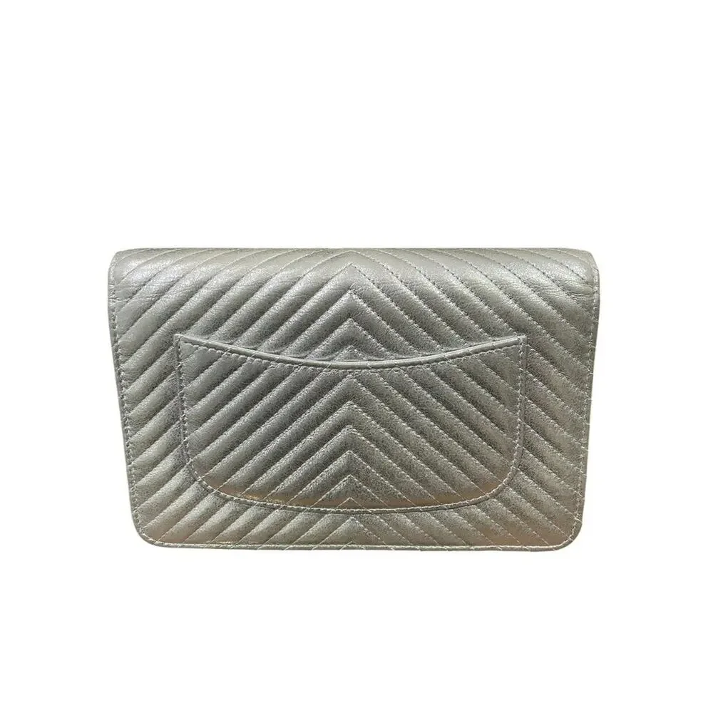 Chanel Metallic Chevron Wallet on Chain (23710)